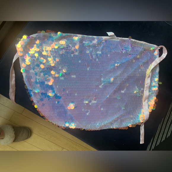 Miss Guided Sequin Festival Outfit - Picture 15 of 16